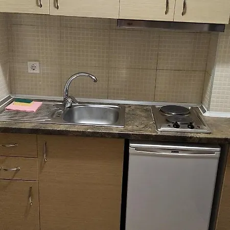 Angie's Summertime Vrasná