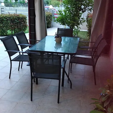 Angie's Summertime * Vrasná