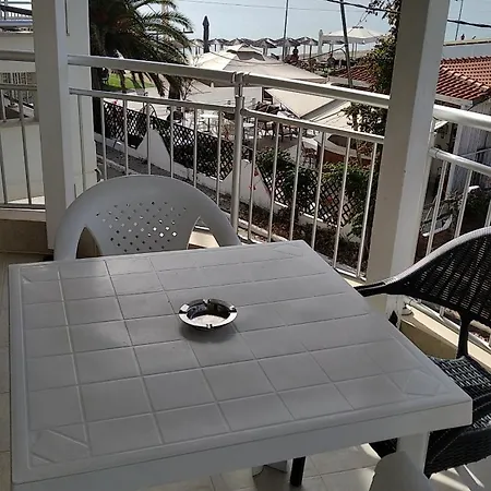 Angie's Summertime Apartment Nea Vrasna