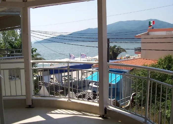 Angie's Summertime Apartament